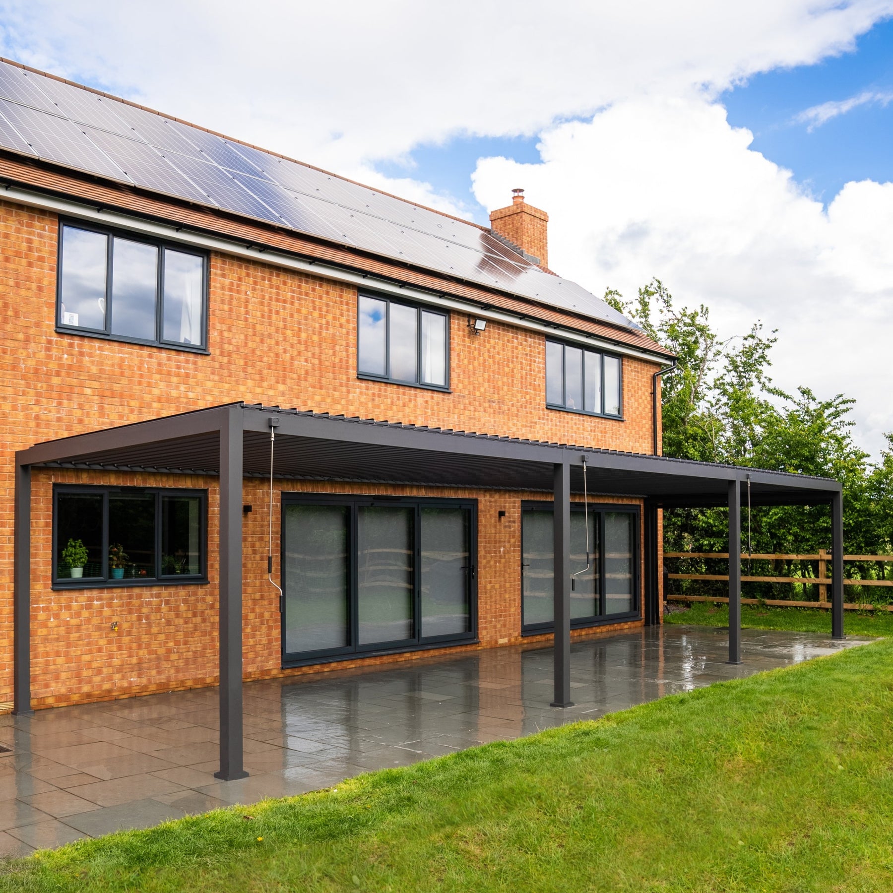 Aluminium pergola vs gazebo comparison article