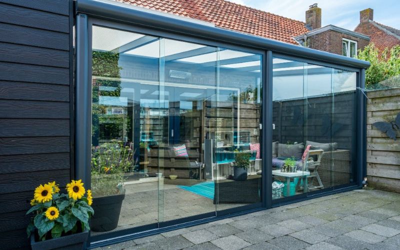 Key Factors Influencing Glass Room Pricing