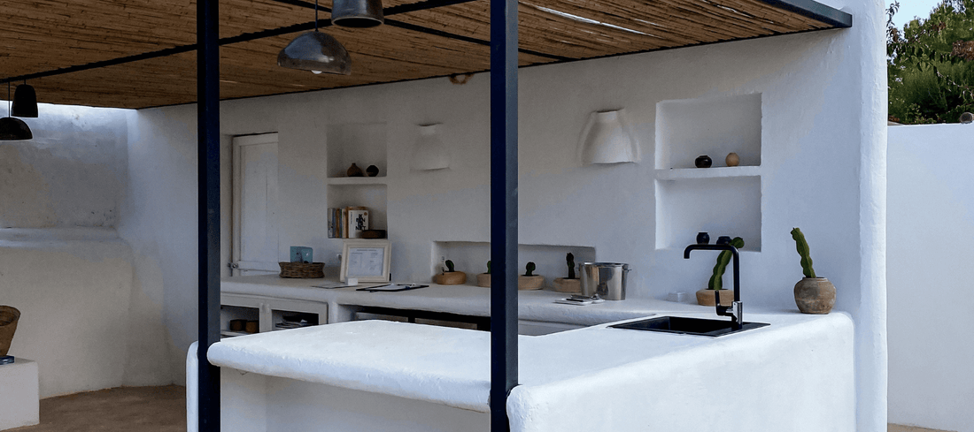 Veranda vs Conservatory: Key Differences