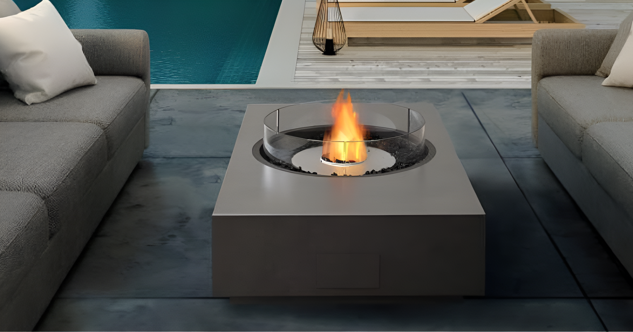 EcoSmart Martini 50 Fire Pit Table