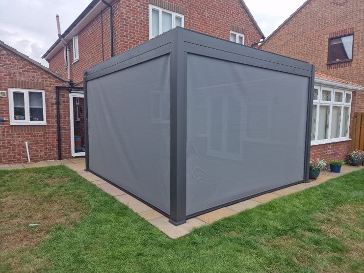 Modern Aluminium Pergola with Blinds Installation - Waddington