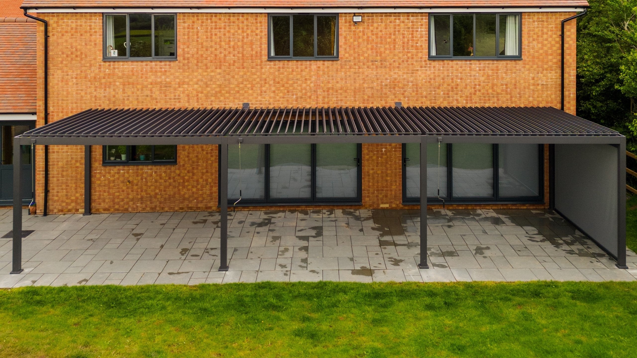 How to install an aluminium pergola completed installation image