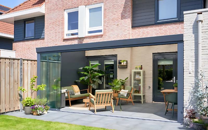 How to Prevent Condensation in Glass Rooms