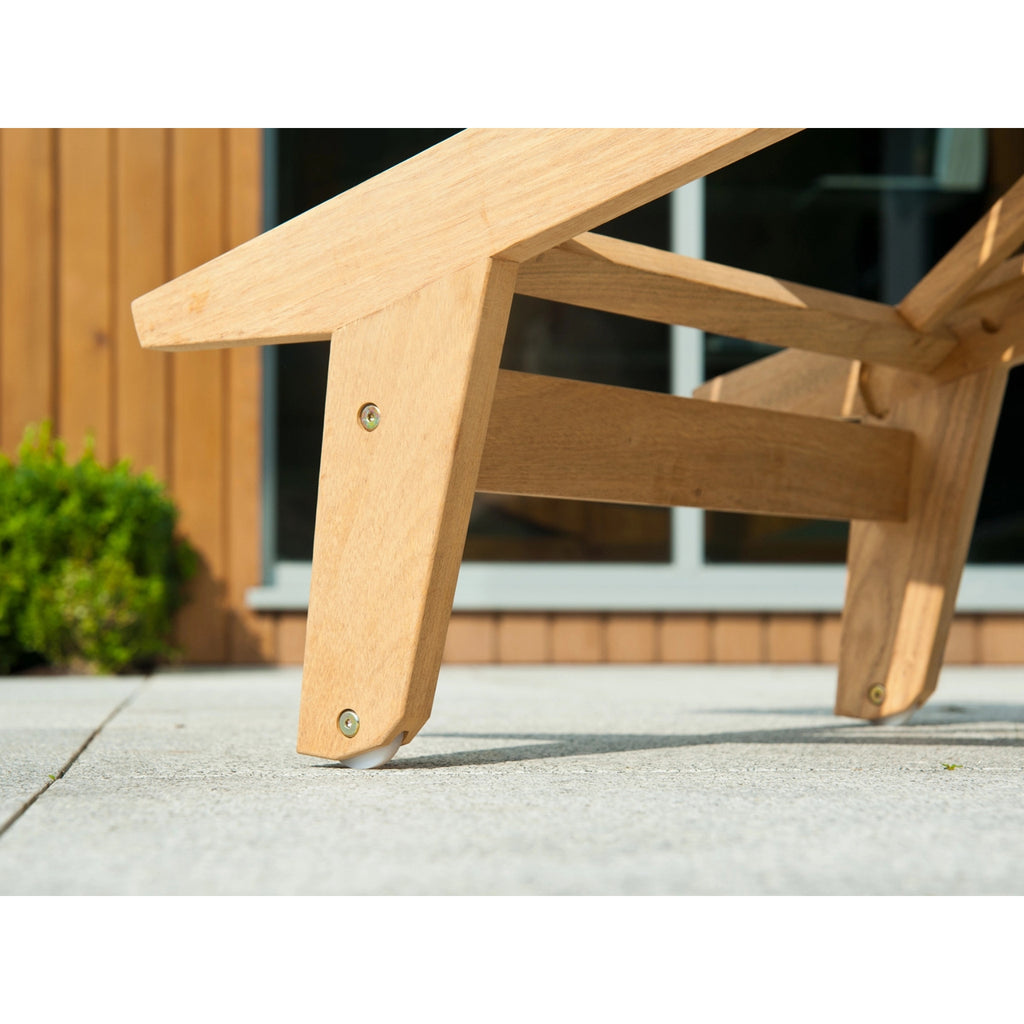 sunbed feet close up