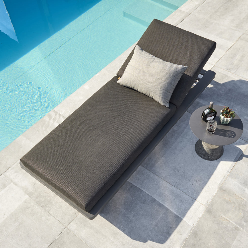 Fitz Roy Sunlounger Lava Top View