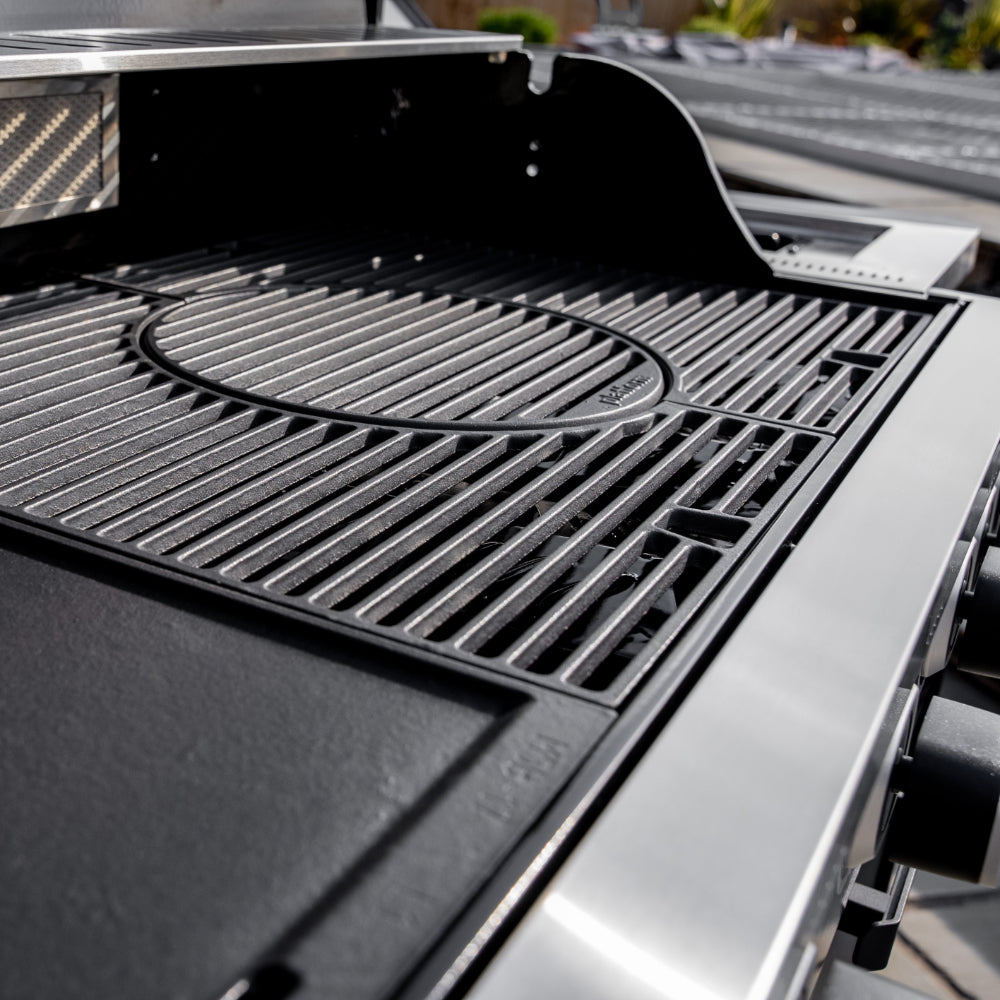 Infinity 500 Grill Close Up