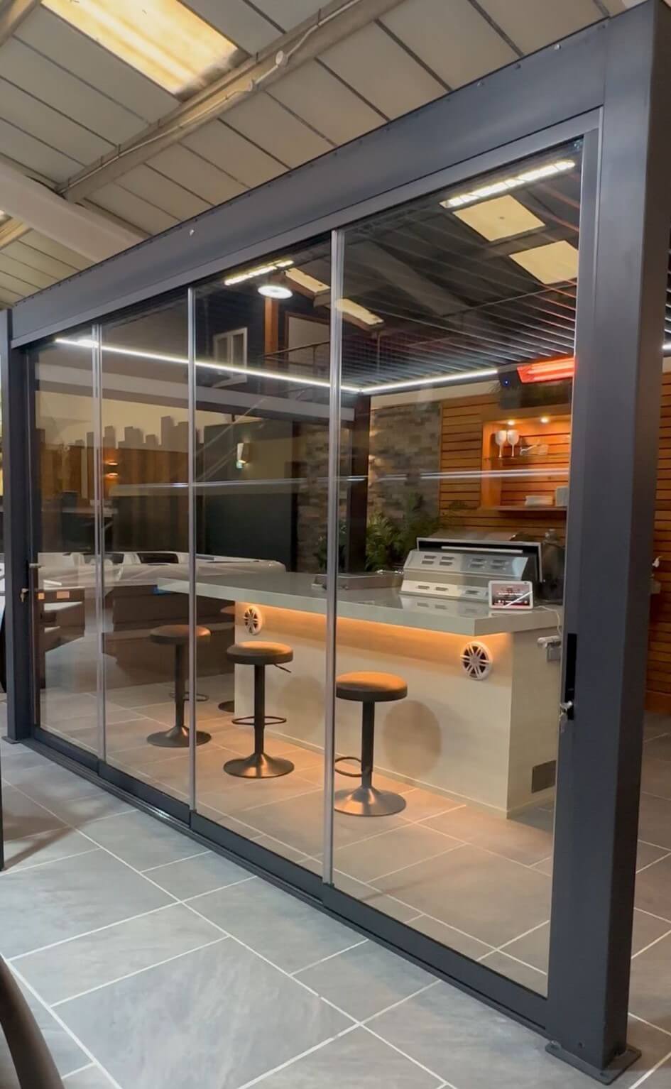 Remanso Pergola Glass Sides