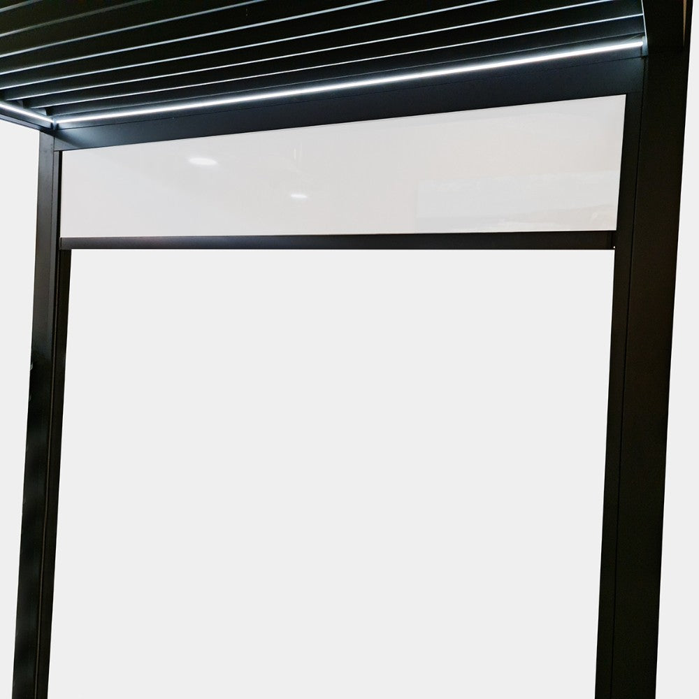 Remanso Automatic Blinds - Side View