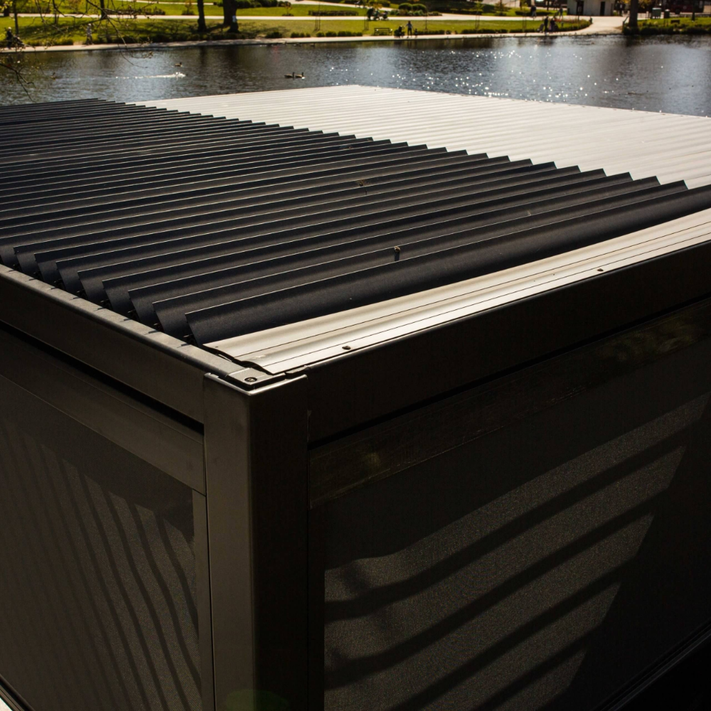 Suns Lifestyle Maranza Vented Pergola Closed Roof