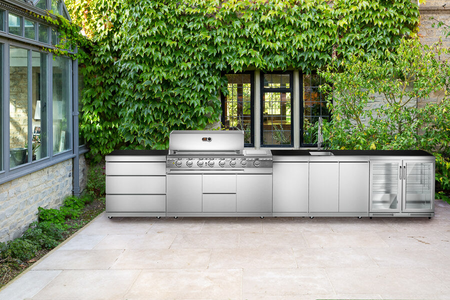 Whistler Grills Outdoor Kitchen Cirencester