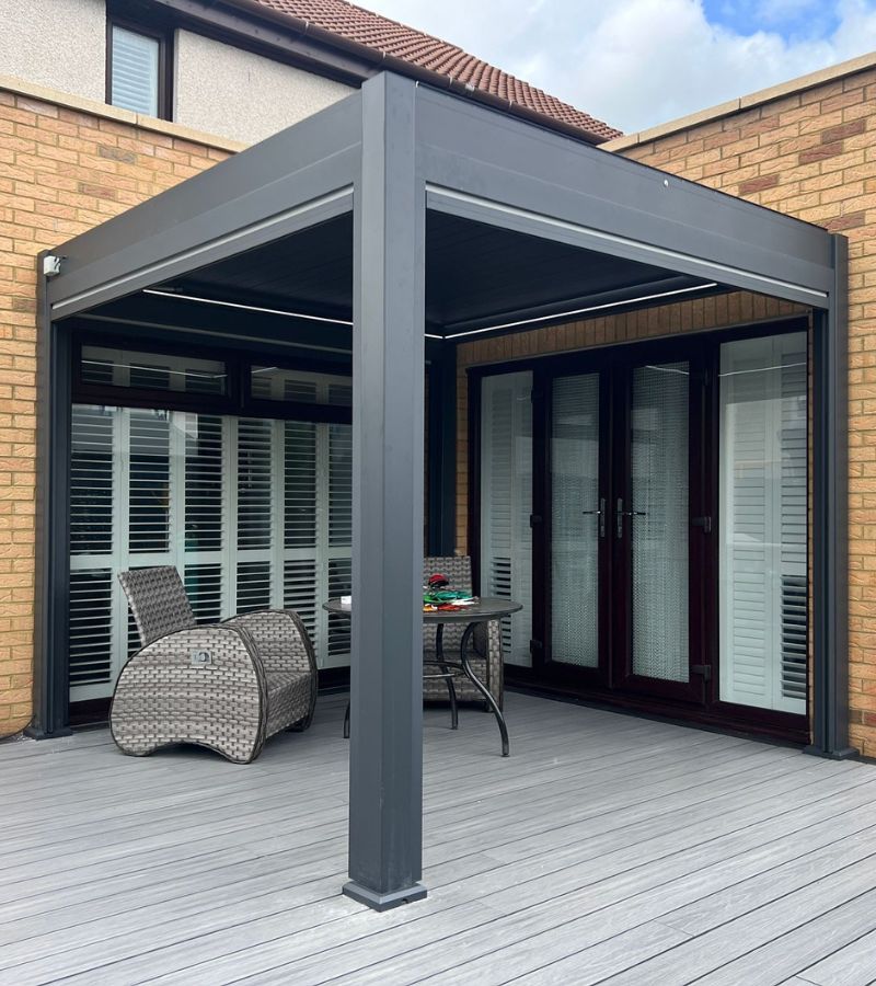 do_you_need_planning_permission_for_aluminium_pergola_8b9bc4d4-1938-4f96-b60d-dddf660b9ed7