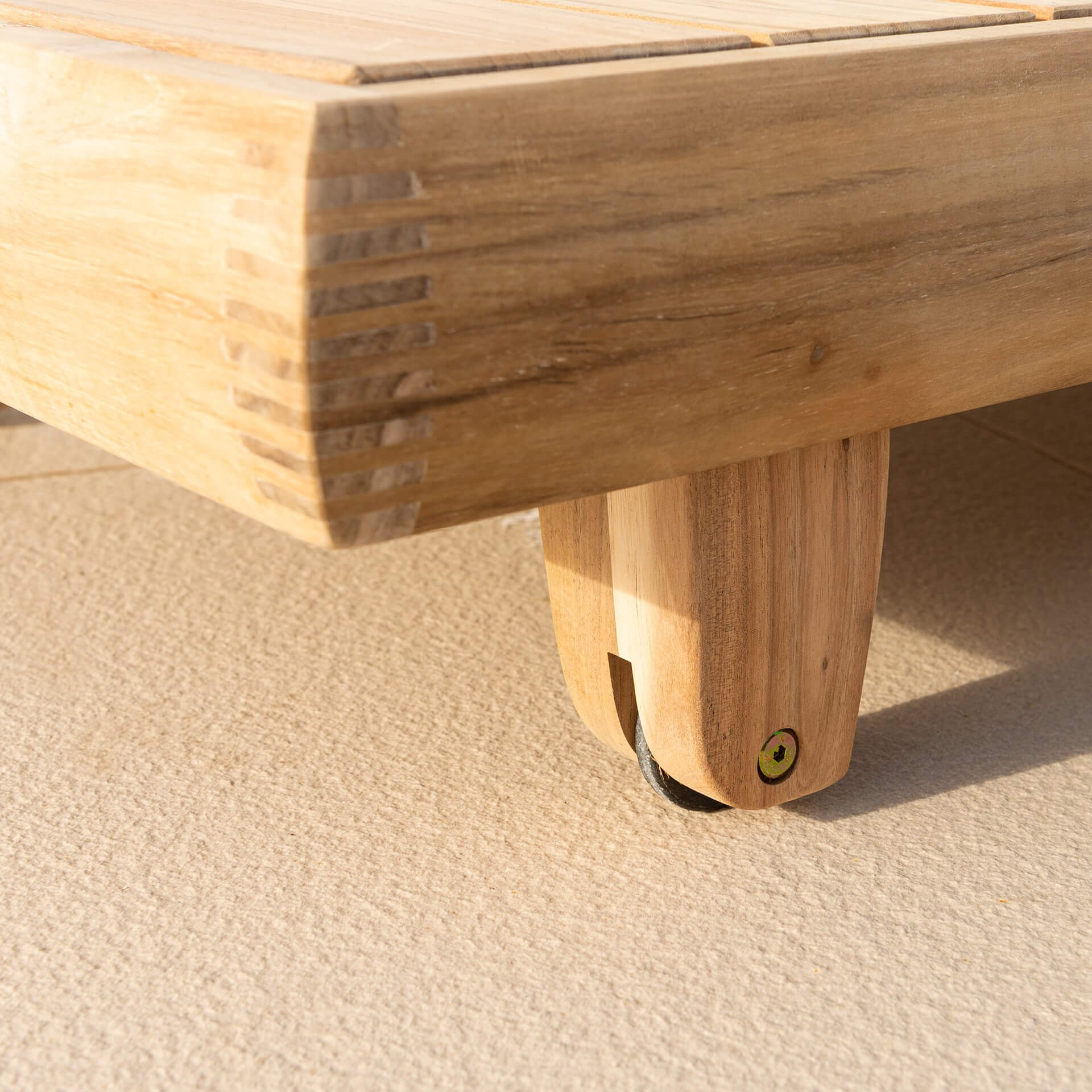 Alexander Rose Sorrento Adjustable Sunbed