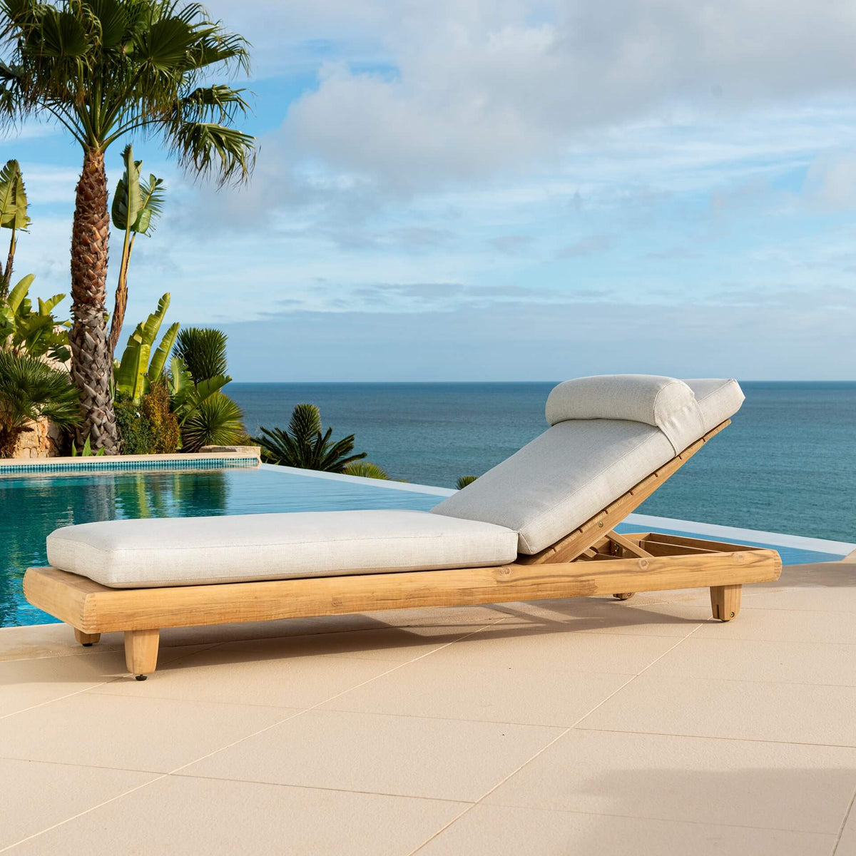 Sorrento Adjustable Sunbed